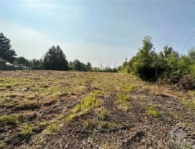 Looking for Vacant Land in Ottawa?