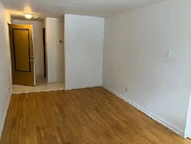 Alouer 4 1/2 Saint Leonard Image# 1