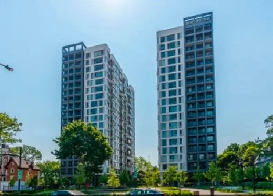 New/Nouveau 4 1/2 new condo in the heart of downtown Montreal