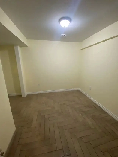 Basement for rent in brampton near trinity! Image# 1