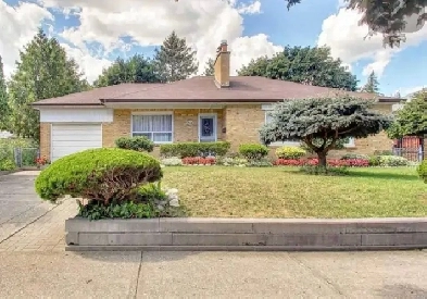 Etobicoke 2-Bedroom basement