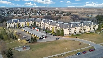 Stunning 2 Bed 2 Bath Condo in NE YEG! Walk to the river! Image# 1