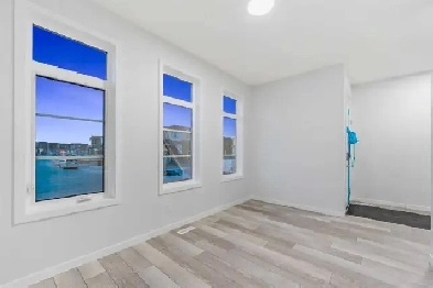 House For Rent With Solar Panel