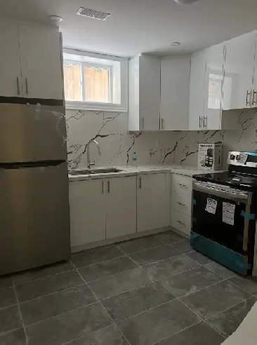 RENT 1 BEDROOM BASEMENT IN SCARBOROUGH NEAR THE BLUFFS! Image# 1