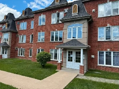 5½ à Louer/rent Chambly Longueil, Rive-Sud ( 1 Stationnement) Image# 1