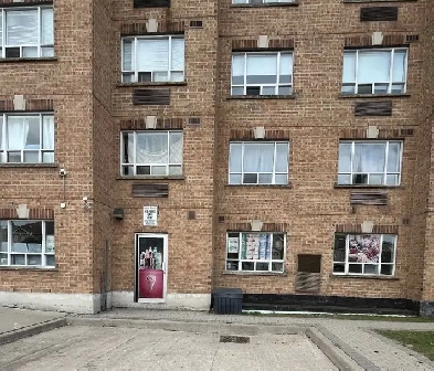 commercial unit, 333 sidney belsey crescent Image# 1