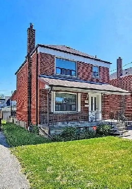 3 Bedroom Must See In Toronto image