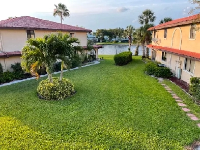 TOWNHOME VILLA. HACIENDA VILLAGE. BONITA SPRINGS Image# 1