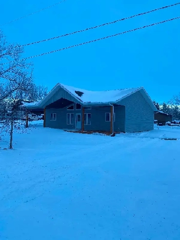 Cabin for Sale at Grandview Beach, Sask. Image# 1