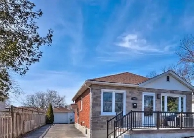 2 BEDROOM HOUSE Image# 1