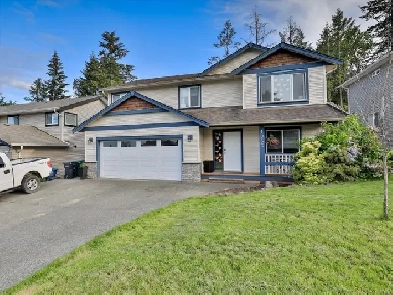 SPACIOUS 4 LARGE BEDROOM SUITE IN CENTRAL NANAIMO CLOSE TO VIU Image# 1