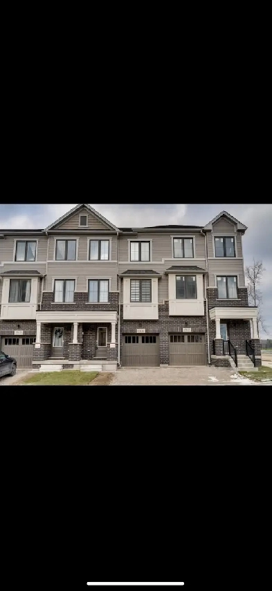 Brand new 3 Bed| 2.5 bath| 2 Parking-  Townhouse Image# 1