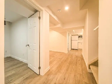 Walkout Basement  2B1B for rent–Half hour to Union Stn & YorkU Image# 1