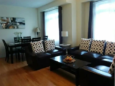 Detached House for Rent in Wismer, Markham Image# 2