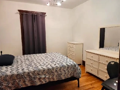 à la semaine 275.00$ Montreal Pied à terre Metro Pie-IX & Joliet Image# 1