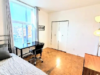 BEST Offer. FREE Utilities. Clean, Secure! Comfy Room For Rent.