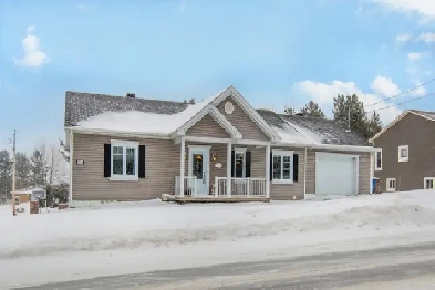 DUPLEX - POSS. INTERGÉNÉRATION - ST-FRANÇOIS-XAVIER-DE-BROMPTON Image# 1