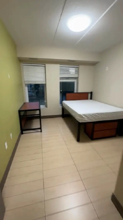 208 Sunview St Image# 1