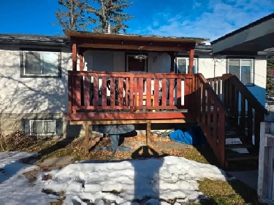 Upper Level Bedroom Available