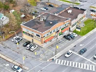 Retail 1528-1532 MERIVALE Road Image# 1