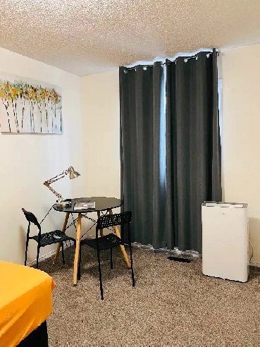 Short Term - One Bedroom For Rent