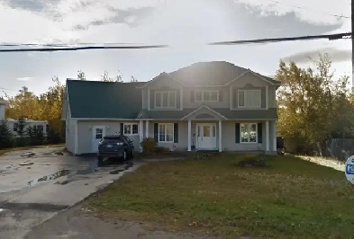 Beautiful 3 bed/4 bath home located in Gambo Image# 1