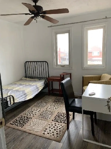 2 Furnished Rooms for Rent (Single/Married Couple)