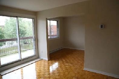 St-Hubert 4 1/2 - Libre 1er Février Image# 1