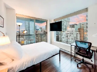 Modern Room for Rent in Downtown Vancouver Condo! Image# 1