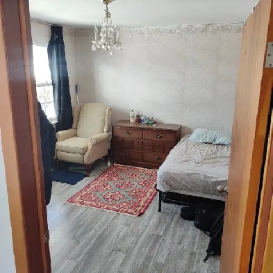 Room for rent - March 1st Image# 3