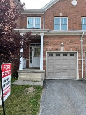 Available March 1, 3 Bedroom Townhouse Image# 1