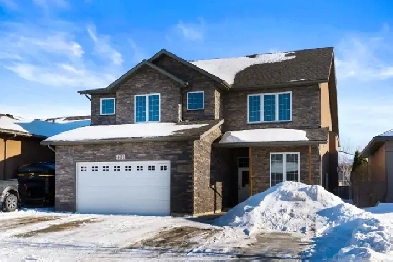 4611 Shumiatcher Cres. Lakeridge Regina, Sask. Image# 3