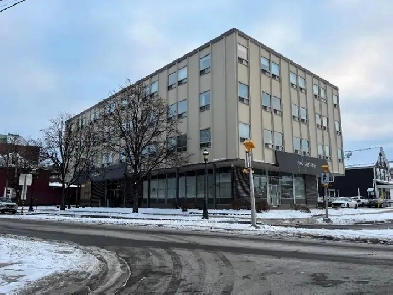 Single Office Units - Commercial Space