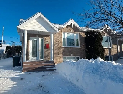 Maison Jumelé  à vendre Image# 1