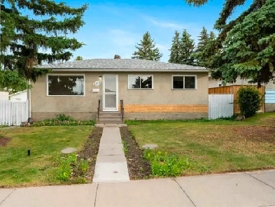 2Bedroom 2Bathroom Walkout Basement Suite NW Image# 1