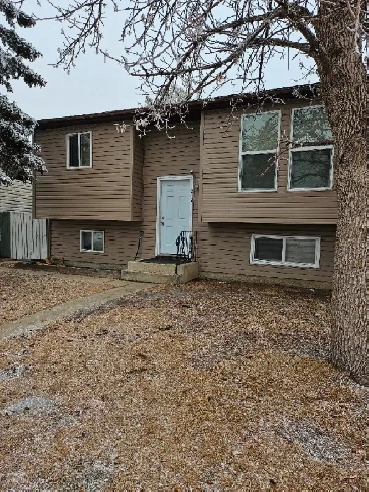 Great Value! 2 bedroom in  Castlebrook! Image# 1