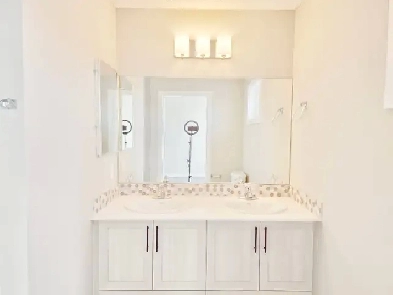 Stunning Brand New 3 bedroom Semi - Detached Home for Rent Image# 1