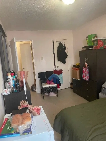 $500 room available immediately in Scarborough Image# 1