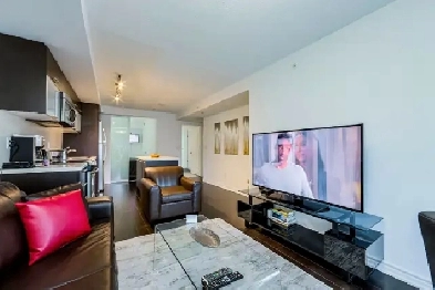 Furnished 2 Bed, 2 Bath Condo (Sleeps6) – Near SickKids Hospital Image# 1