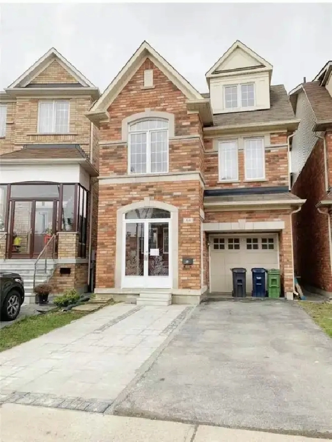 Master bedroom for rent, Scarborough, ON M1S 0B3 in City of Toronto,ON - Room Rentals & Roommates