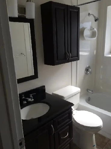 Two Bedroom in Applewood Manor Napanee Image# 1