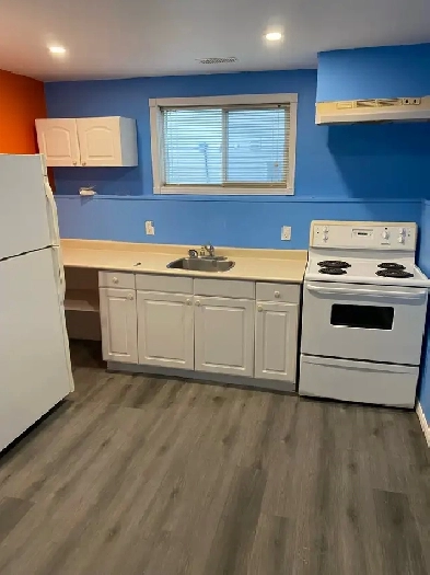 walk-in basement available for rent Image# 1