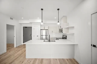 LUXURIOUS 3 BED Apartments in The Maples with Fitness Center! Image# 1