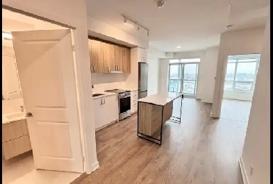 Lease: 1BR den 1WR, Heat, Water, Parking Included Image# 1