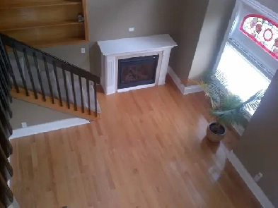 Unique/Lovely Hess St/Durand Loft Apt - Walkout to a Great Deck