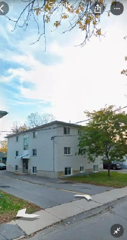 Close to Queen's U, Spacious 2-bedroom Apartment for Lease ! Image# 1