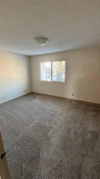 3 Beds 1 Bath - Townhouse - $1,809 Image# 1