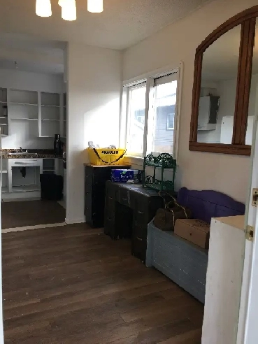 All Utilities Included - Near 16 Ave & 36 St. SE Image# 1