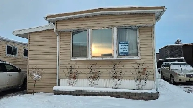Updated Mobile Home in NE Calgary (Chateau Estates) Image# 1