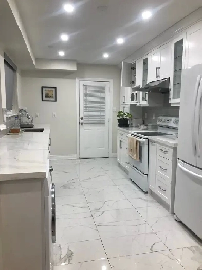 Master Bedroom for Rent in North York Image# 1